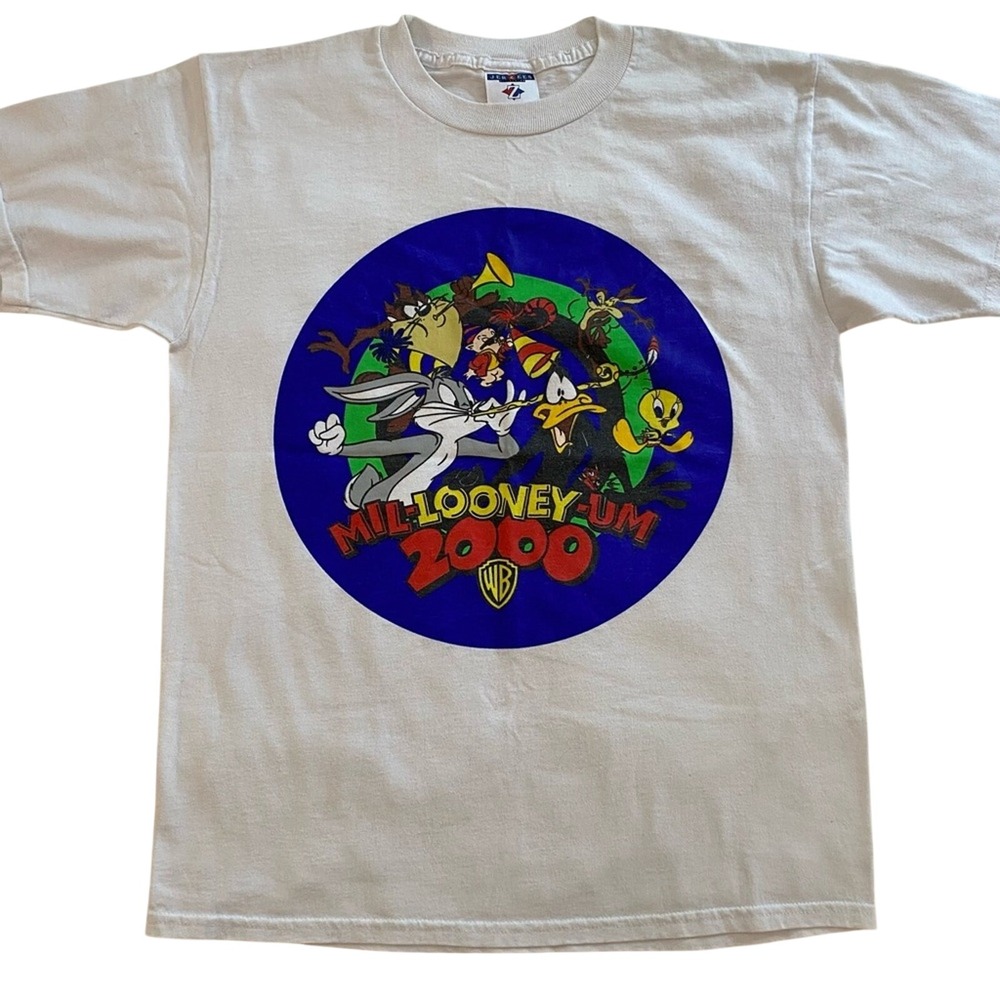 Vintage Looney Tunes 2000 Millennium T- Shirt Jerzees Heavyweight Tee Medium